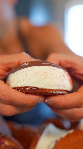 163K views · 7.5K reactions | Strawberry & Cream Beignets Soft,...