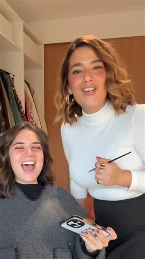 Débora Duarte on Instagram: "este vídeo tem um delay de 2 meses mas ainda é válido 🫰🏼 maquilhei a minha “irmã gémea” ahahah @beeatrizcv 🫂 #makeup #makeuptutorial"