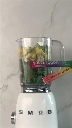 Hot Girl Smoothie for Nutrition and Focus