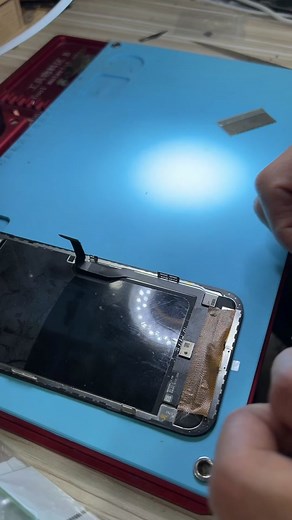 Removing iPhone 12 Pro Max Important Message: Simple Guide