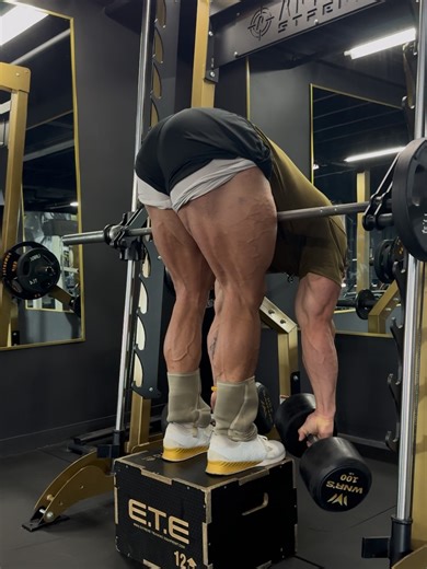 Eric Janicki IFBB Pro | Full Leg Day Carousel 🔥 Here’s one of my favorite full ROM leg workouts 👇 Deficit DB RDL — 3 x 7–10 Leg Press (wedge added) — 2 x 8–10... | Instagram