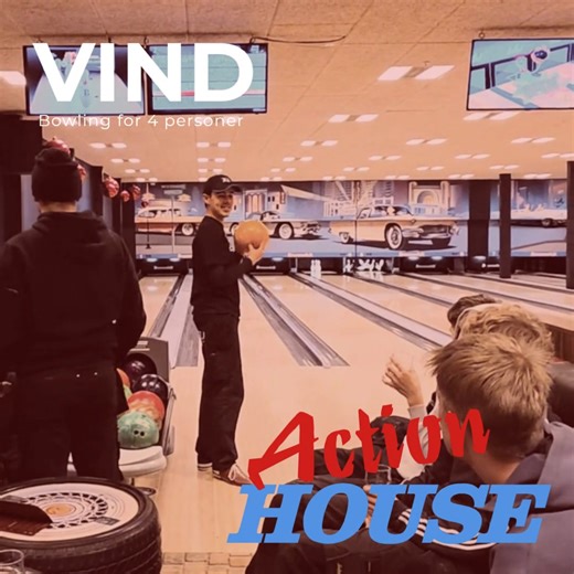 🎳 𝗩𝗜𝗡𝗗 𝟭 𝘁𝗶𝗺𝗲𝘀 𝗯𝗼𝘄𝗹𝗶𝗻𝗴 𝗳𝗼𝗿 𝟰 𝗽𝗲𝗿𝘀𝗼𝗻𝗲𝗿 🎳 Julen handler om at være sammen, derfor udlodder vi i anledning af 1. søndag i advent 𝟭 𝘁𝗶𝗺𝗲𝘀 𝗯𝗼𝘄𝗹𝗶𝗻𝗴 𝗳𝗼𝗿 𝟰 𝗽𝗲𝗿𝘀𝗼𝗻𝗲𝗿 hos Action House Løkken. Perfekt til familiehygge eller vennegruppen 🎄 Sådan deltager du: 1. Like opslag 2. Skriv i kommentarfeltet, hvem du vil tage med til bowling i Action House Vinderen trækkes næste søndag når vi åbner for 2. adventskonkurrence 🎁 Held og lykke - og rigtig god 1. 