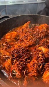 Spicy chicken chukka #chicken#chicken #angrychef #angrychefskitchen #cookresponsibly Chicken 800 gm Kashmiri chili powder 1 1/2 tablespoon Coriander powder 1/3 tablespoon Turmeric powder 1/4 tablespoon Garam masala powder 1/2 tablespoon Black pepper powder 1/2 tablespoon Ginger garlic paste 1 tablespoon Green chili 4 nos Curry leaves Yogurt 1 1/2 tablespoon Coconut Oil 3 tablespoon Tomato 1/2 nos Fried onion 2 nos Fennel powder 1/4 tablespoon | John Tyson