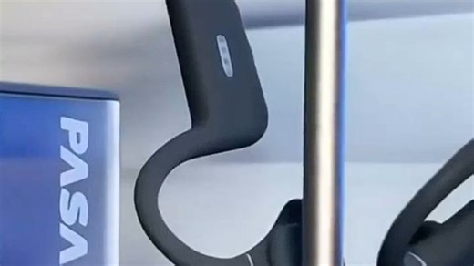 OpenRun Pro2开放式运动耳机，佩戴舒适不压耳，跑步骑行也不掉，音质清晰，通话稳定，适合日常通勤与健身场景。