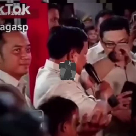 Selamat Tahun Baru 2021 - Montagem Vozes Confuso