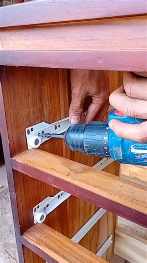 How to install drawer slides #shorts #woodworking #diy