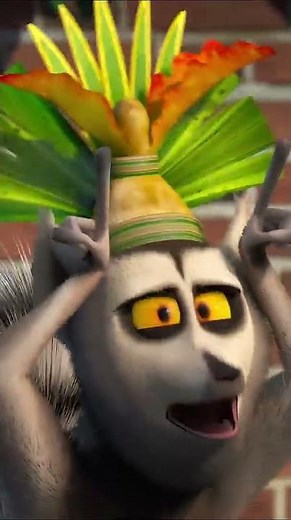 Why did the yolk laugh at the joke? 🍳 | King Julien STAND UP | DreamWorks Madagascar | #kingjulien