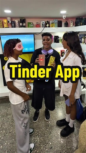 Citas de TINDER APP con Charming ❤️ #tinder #tinderapp #tinderpartner #tinderdate #tinderinreallife