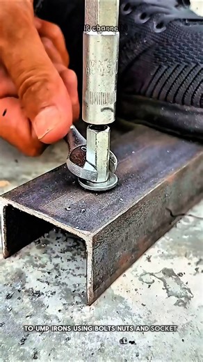 A Practical Way to Install a Rivnut Without Special Tools#shorts #satisfying #mechanic #technique