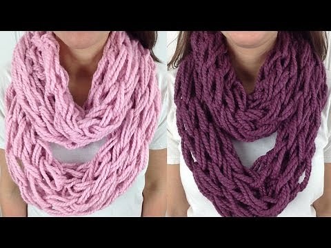 30 Minute Arm Knit Infinity Scarf Cowl with Lion Brand Wool Ease - Right Handed