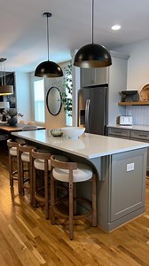 3.7M views · 5.2K reactions | Comment: Shop Now For details to be sent to your inbox or you can click  in bio to shop my A M A Z O N storefront! Found these designer look for less counter stools from A M A Z O N! Couldn't be more perfect for our Nashville Airbnb  Love that it's budget friendly as well 珞 #amazon #amazonhome #amazonhomefinds | Elpetersondesign | Facebook