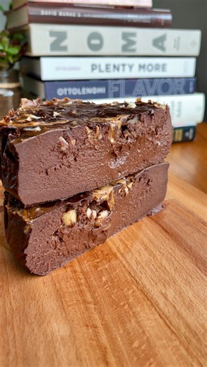 46K views · 3.9K reactions | Fudgy Ferrero Rocher Cheesecake ...