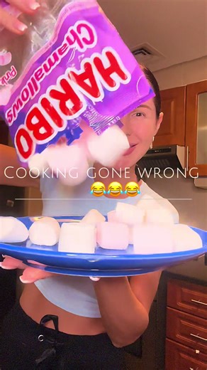 POV: the recipe said “quick & easy” 🤡 Me: didn’t go as planned 😂 Internet said: good luck 😂 Anyway… we try it🫠🍳 #funnyvideos #cookwithme #foryou