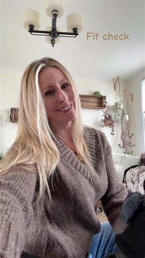 Amy Hower (@pole_squirrel)’s videos with Summer Breeze - Seals and Crofts