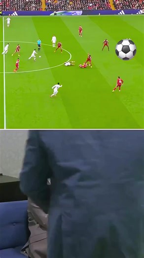 Michael Owen and Michael Carrick's Hilarious Football Reactions