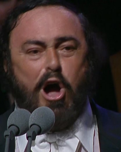 Pavarotti: The Lost Concert — To mark Luciano Pavarotti’s 90th birthday, STAGE premieres a previously unreleased 1995 concert from Llangollen, which saw the superstar tenor return to the Welsh village where 40 years earlier he, his father and their choir triumphed in the local Eisteddfod. Now streaming at stage.plus/Pavarotti. | STAGE