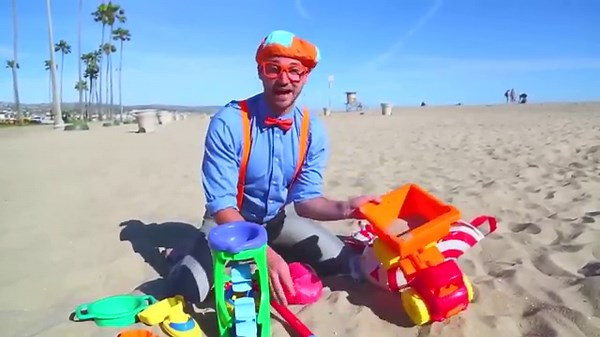 Blippi Learns Colors and Counting at a Beach | Blippi and Meekah Best Friend Adventures