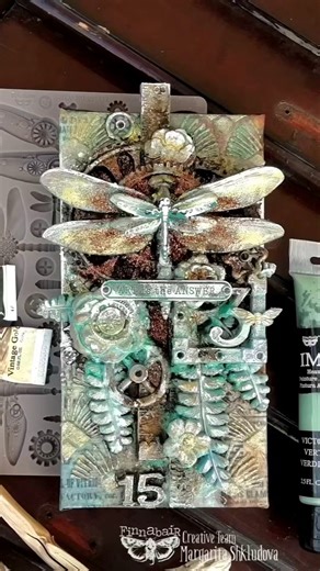 Creating a composition for mixed-media canvas with moulds #finnabairproducts :