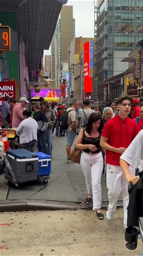 SoHo Manhattan 4K Walk 🇺🇸 | NYC Street View Near Mangia Restaurant!#shorts #travel #city