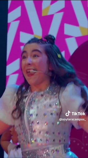 Medley de Lara Campos: ¡Un espectáculo inolvidable!