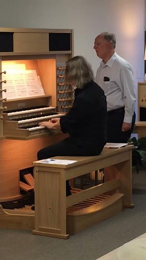 Johannus LiVE Home Organ