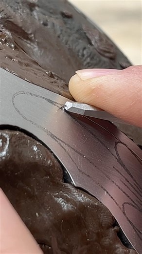 Engraving a Boot Knife
