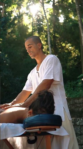 Massagem Holística: O Que é e Quais Seus Benefícios?