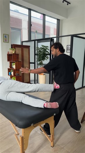 Dr Rohit Gupta,MPT,PNF,CHIRO🇮🇳 on Instagram: "Proprioceptive Neuromuscular Facilitation (PNF) pelvis patterns are therapeutic exercises designed to enhance stability, mobility, and strength in the lumbar and pelvic regions by mimicking functional movements in diagonal planes. These patterns are particularly effective for improving gait, helping to reduce back pain, enhancing neuromuscular stabilisation, strengthening core muscles, and supporting rehabilitation after neurological or orthopedic