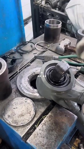 31K views · 290 reactions | Proses memasang Ball hinge di V Torque Rod  #fbpro #fyp | Andi Kurniawan | Facebook