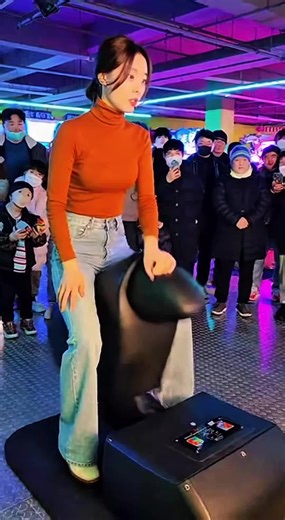 직원이 뛰어올 정도의 오작동 ㅋㅋ 😨🐎#horseRiding #오락실로데오 #승마기구 #승마 #viral