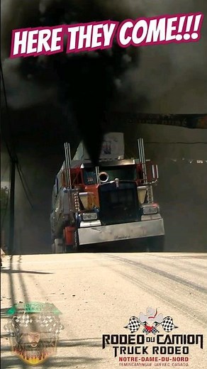 SO MUCH BLACK SMOKE!!! #rollingcoal #bigrigs #dragrace
