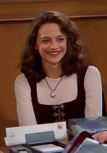 The Drew Carey Show S01:E02 - Miss Right