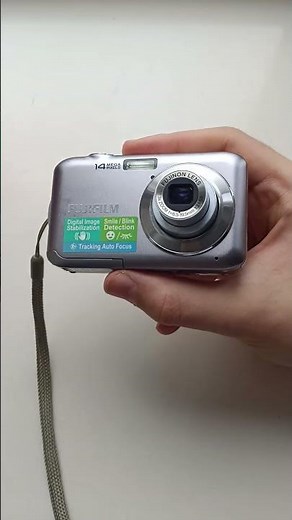 💥Camera Fujifilm FinePix JV200 digital compact💥Sony Canon Nikon💥Y2K Nostalgia 2000s Digicam Shorts