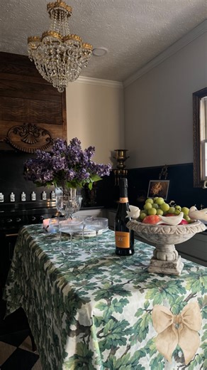 🍃 Spring is almost here! 🍃 Set up our kitchen island for a little brunch with me with my new tablecloth from @TheInside - their table linens and furniture fabrics help you elevate the everyday in your home with gorgeous, one-of-a-kind prints and colors! Shop The Inside for furniture and decor that make a statement and use code: TABLETOP10 for 10% off through 4/19/24. #theinsideicons . . . #springdecor #tablescapes #tablesetting #brunchideas #kitchendetails #stylemyhome #tablecloth | Peony and 