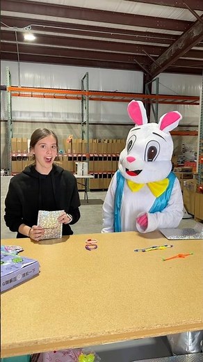 Visit from the Easter Bunny! 🐰 ​⁠@MrsBench