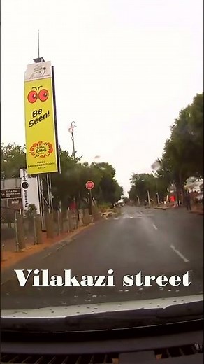 Vilakazi Street, Soweto, Johannesburg - Passing Mandela's House #soweto #vilakazistreet