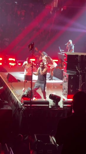 You Know you’re a Hit Maker When People Don’t Hvave To Sit Down For Your Show 4rm Start To Finish.King Mo 💪🔥 . Day 24 Of Together Again Tour With @Janet Jackson @capitalonearena DC 7-12-24 . . #nelly #concert #viraltiktok #ashanti #nellyandashanti #ashantiandnelly #capitalonearena #dc #viral #trending #1212Stories #togetheragaintour #fyp #janetjackson