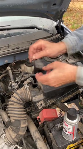 66K views · 1K reactions | How to make your engine run better with a little spray cleaner #scottykilmer #cars #mechanic #engine #spray | Scotty | Facebook