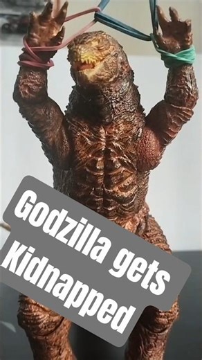 Godzilla gets Kidnapped #fypシ #godzilla #gawrgura #meme #figure