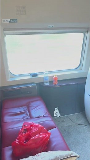 China’s Business Class Train Experience 🚄 | Pure Luxury on Rails!