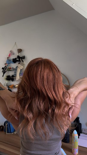 CURL TUTORIAL 🤍🫶🏼 Heat protect @amika the shield Curling iron @t3micro switch kit wand 1” Serum @vegamour hydr8 Hairspray @thebeachwaver #FineHairTips #CurlingFineHair #FineHairSolutions #HairVolumeHack #ThickerLookingHair #HairStylingTips #FineHairGoals #VolumizingCurls #HairTutorial #EverydayHair #HairTransformation #FlatToFab #FineHairStyling #EasyHairTips #BouncyCurls #HairstyleInspo #CurlingIronTips #HairTok #IGHairCommunity #BeautyReel #HairContentCreator #BeforeAndAfterHair #HairReelOf