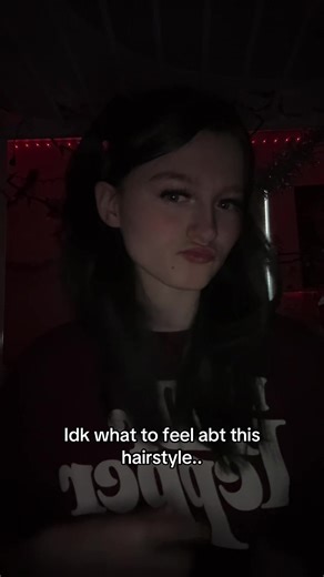 ??? (@who_is_youho)’s video of Hair Styles