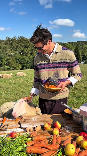 Autumn Carrot Cake with Pecan Cream Recipe 🥕🍂
