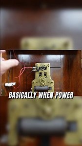 How a Clock's Winding Mechanism Works! 🧐