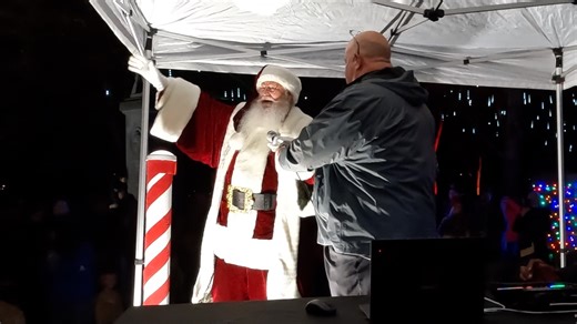 Downtown Chillicothe Launches Holiday Season with Santa, Lights, and Open House - Scioto Post