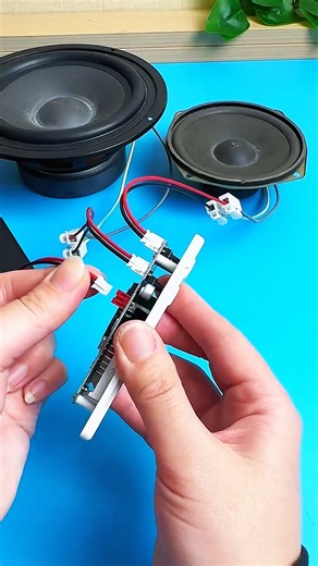 "DIY Mini Powerful Audio Amplifier Circuit Experiment"#trending #experiment