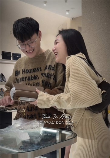 Nay có cameraman xịnnnn nên ba mẹ có rấcc nhìu source video xinhhhh. Hihii va linh tinhhhh iuuu ☺️☺️☺️ #mẹ_em_sóc #nga_phạm @Chuyện Nhà Em Sóc 🐿️ @Nhật Hoàng