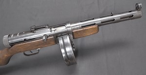 Soviet PPD-40: Degtyarev’s Submachine Gun - Forgotten Weapons
