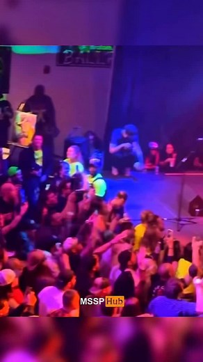 Shane Gillis’ Hilarious Dragula Performance at Skankfest 2025 😂 #shanegillis #shanegillisstandup #dragula #skankfest #skankfest2025 #shanegillisclips #mssp #mattandshanessecretpodcast | Mssp Hub