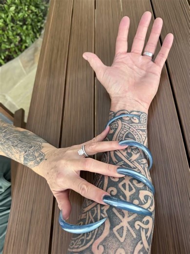 Feeling Blue with Long Stilettos 😬💅 #nails #viral